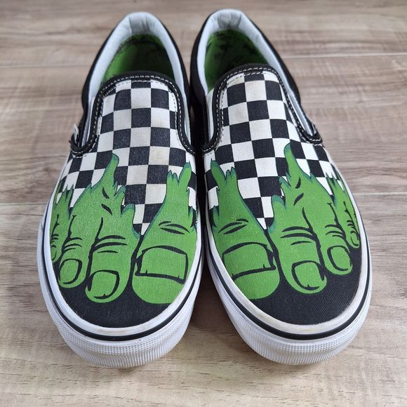 Vans Off The Wall Marvel HULK Slip-On Shoes Checkerboard Hulk Feet Women Sz 7.5 - Picture 3 of 11